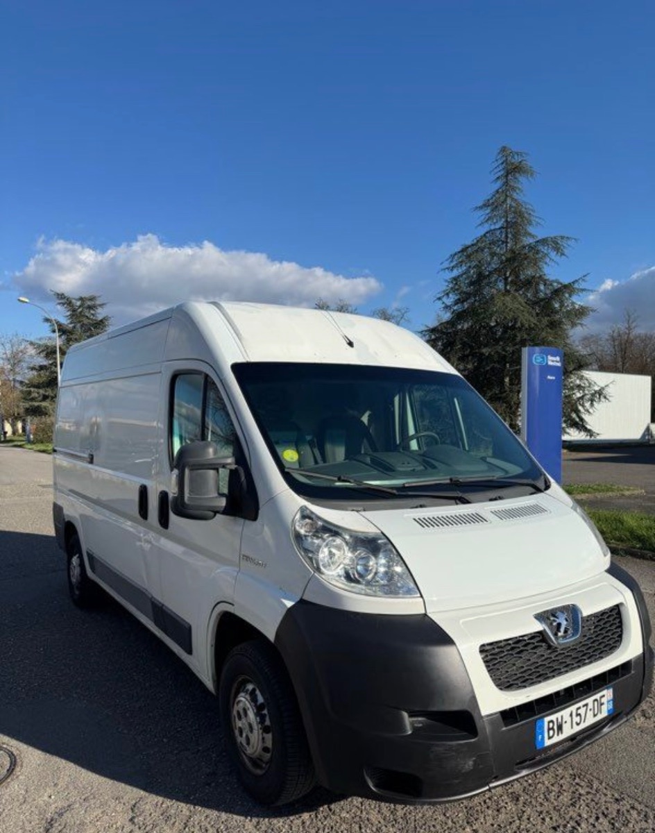 Location utilitaire Peugeot boxer 