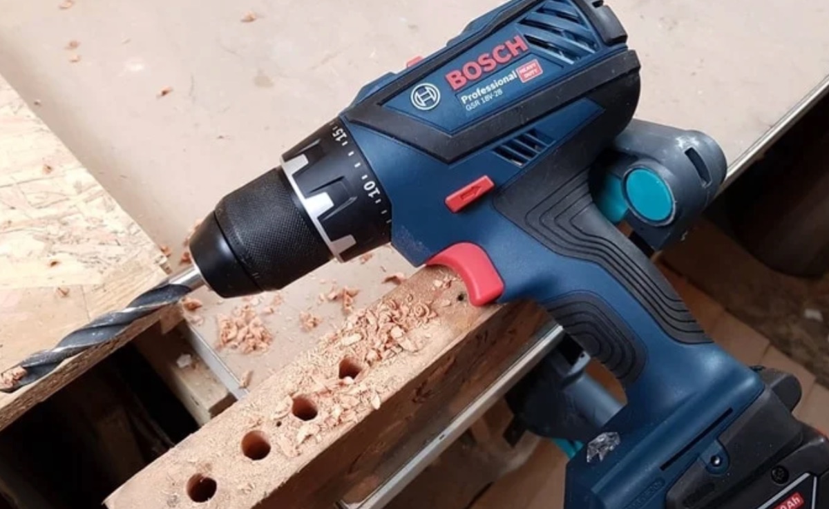 Perceuse Bosch professionnelle 18V